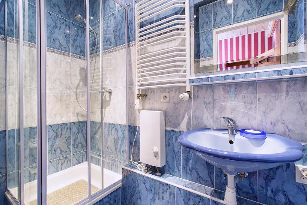 Dom Goscinny Przedmiescie Kielce Quarto foto
